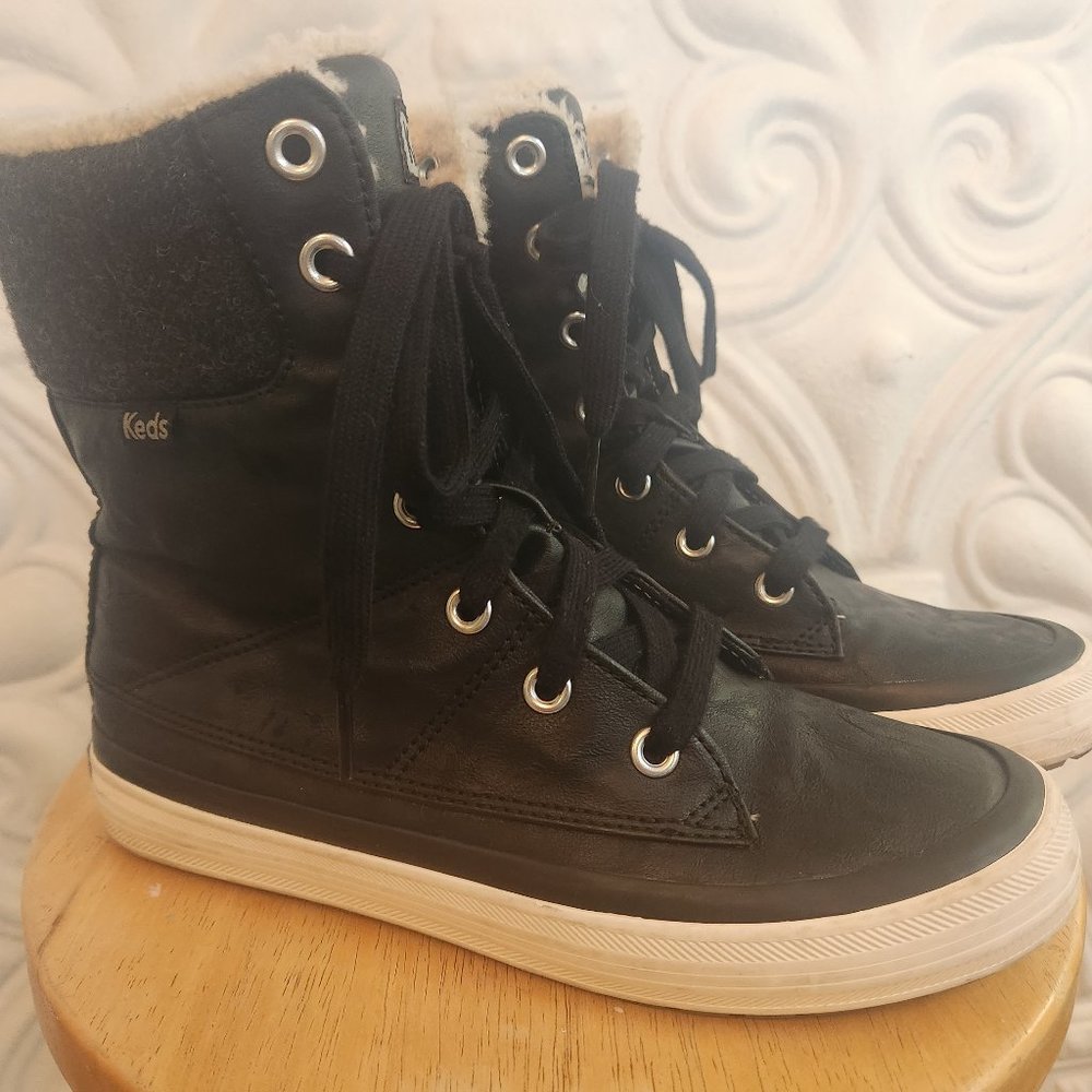 Keds Black High-top sneakers/boots. Size 6.5. GREAT CONDITION!!!